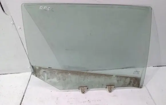 Renault Megane III Rear door window glass