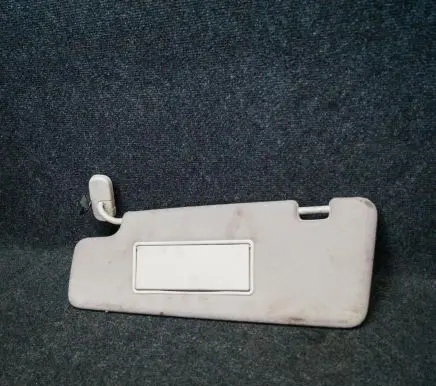 Land Rover Discovery 3 - LR3 Sun visor