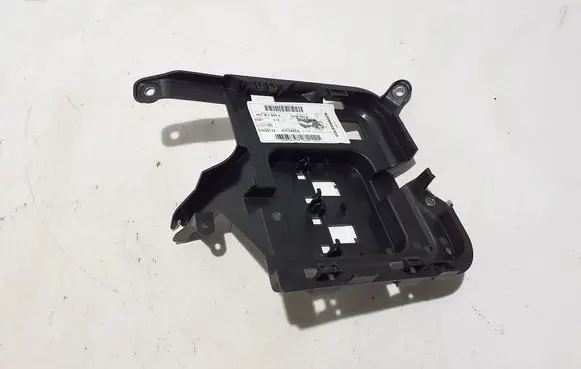 Audi A6 S6 C8 4K Other engine bay part 4K0907648A