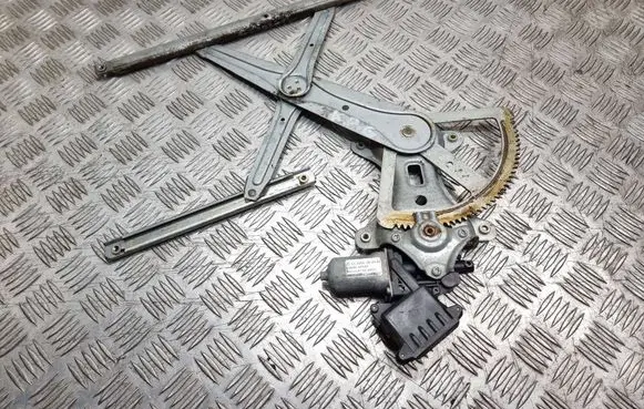 Toyota Corolla Verso E121 Rear door window regulator with motor 997249102 CY260N
