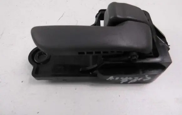 Toyota Avensis T220 Front door interior handle 