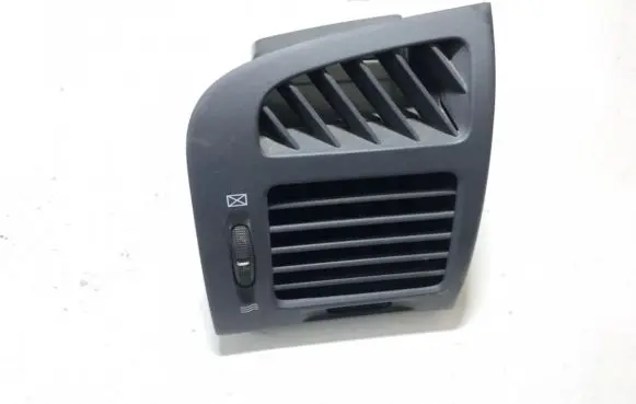 KIA Cerato Dash center air vent grill