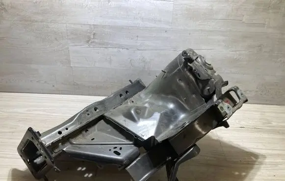 Ford Fiesta Front bumper shock/impact absorber H1BB16D268AB