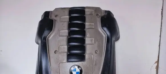 BMW 5 F10 F11 Engine cover (trim) 7535151 15678911