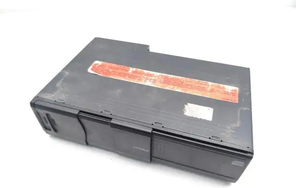 BMW X5 E53 CD/DVD changer 6913388 65.12-6913388-03 8364931