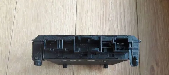 Mercedes-Benz C W203 Door control unit/module 2038206526 351369