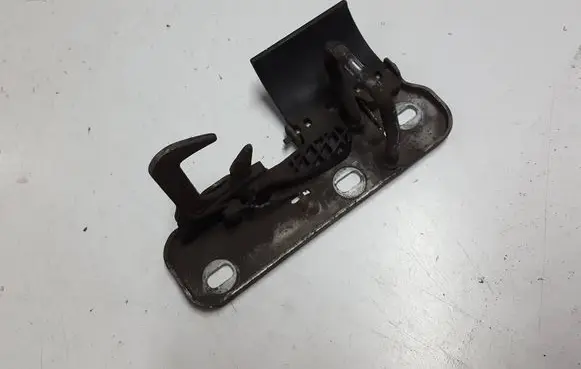Volkswagen PASSAT B7 Engine bonnet/hood lock/latch loop/hook 