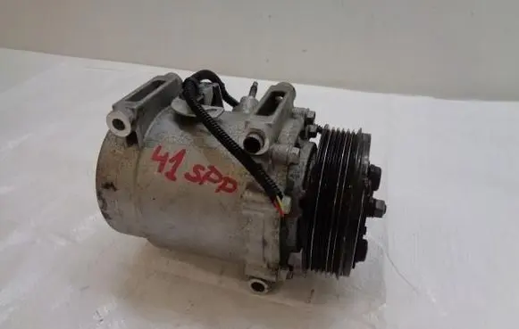 Peugeot 208 Air conditioning (A/C) compressor (pump) 9827596080