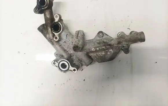 Lexus CT 200H Engine coolant pipe/hose