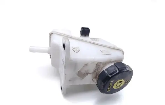KIA Niro Brake fluid reservoir 