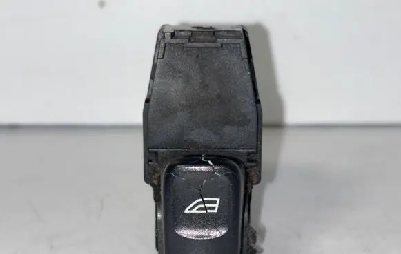 Volvo XC70 Electric window control switch 30658696