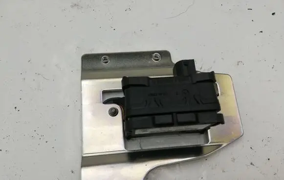 BMW 1 E81 E87 ESP acceleration yaw rate sensor 3452676276907 6762769