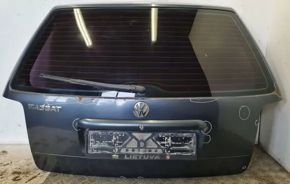 Volkswagen PASSAT B5 Tailgate/trunk/boot lid 