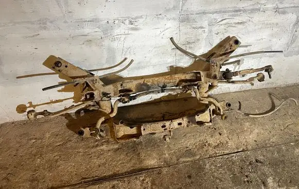 Toyota RAV 4 (XA30) Rear subframe 