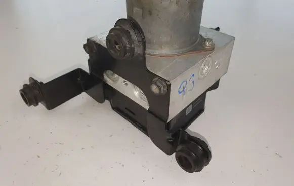 Audi Q3 8U ABS Pump 5N0614109AE