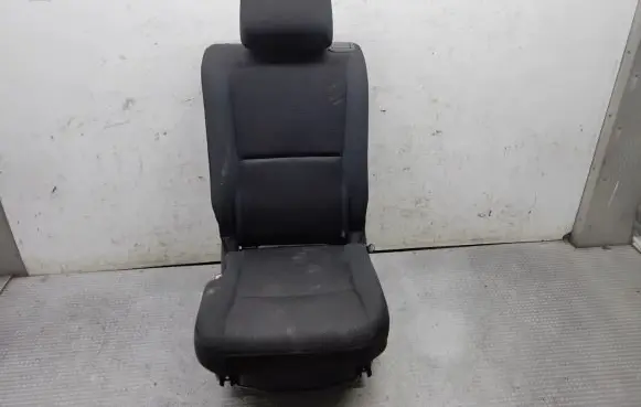 Toyota Corolla Verso AR10 Rear seat 