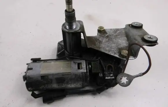 Opel Tigra A Rear window wiper motor 90482010
