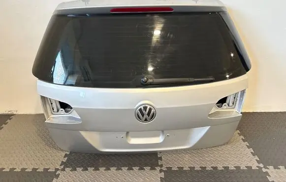 Volkswagen PASSAT B7 Tailgate/trunk/boot lid 3AF971147 3AF971148 8Z0972701