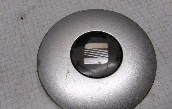 Seat Leon (1M) Original wheel cap 6K0601149D