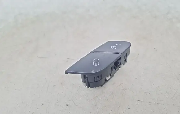 Mercedes-Benz R W251 Central locking switch button A2518200910