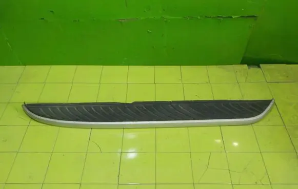 Land Rover Freelander 2 - LR2 Front sill trim cover LEWY 13AB10 2536A39D91E34C398A