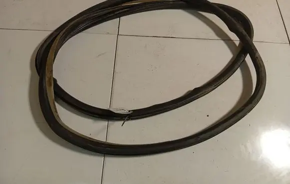 Audi A3 S3 8P Rubber seal rear door 