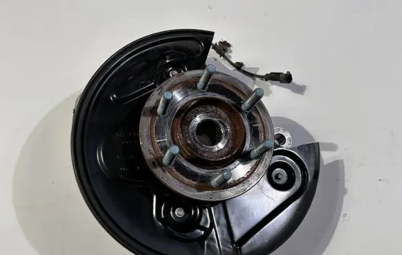 Ford Expedition Rear wheel hub spindle/knuckle JL142K317A