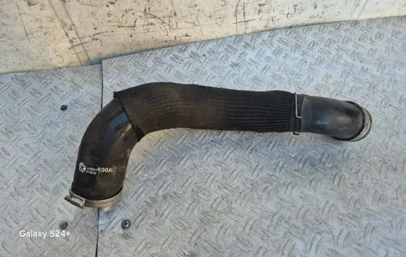 Chrysler 300 - 300C Intercooler hose/pipe 04861690AC