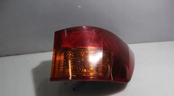 Lexus IS 220D-250-350 Rear/tail lights