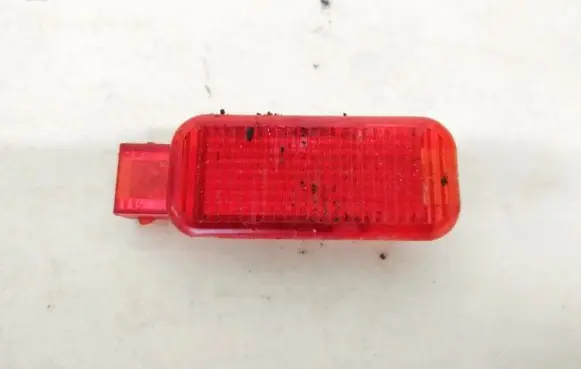 Audi A6 S6 C5 4B Rear door interior light 4b0947411