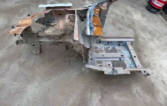 Dacia Duster II Front quarter panel