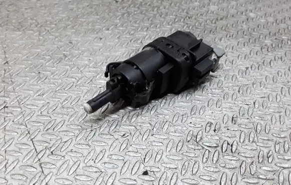 Brake pedal sensor switch
