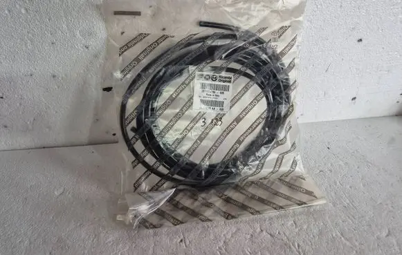 Fiat 500E Windshield washer fluid hose 19054786