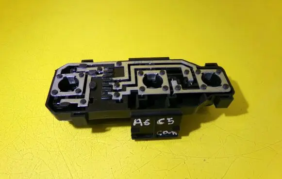 Audi A6 S6 C5 4B Tail light bulb cover holder RFBL3158B