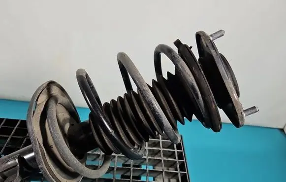 Lexus CT 200H Front coil spring IMPRK1523962