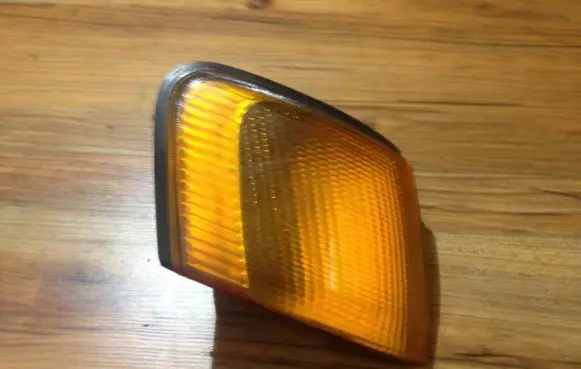 Ford Scorpio Front indicator light 395496 395.496