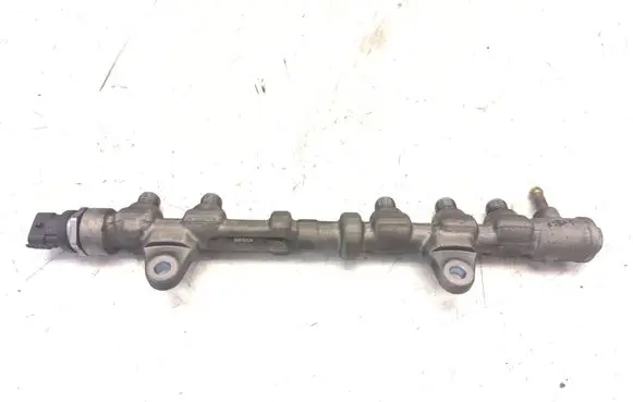 Fuel main line pipe