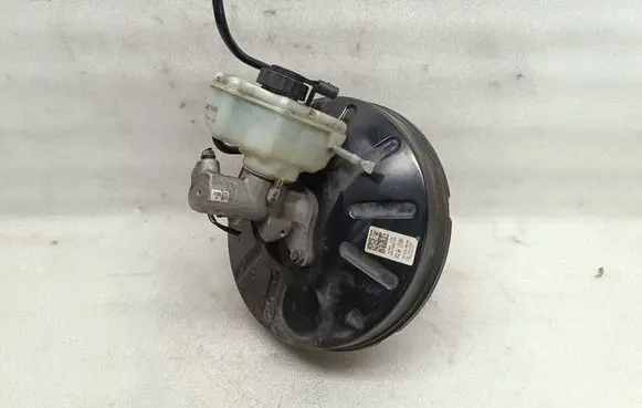 Volkswagen Touran II Brake booster 1T1614105AC G01AQGTQ 251178744301