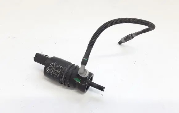 BMW X5 E70 Windscreen/windshield washer pump 67126934160 693416001 3095102