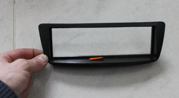 Toyota Aygo AB10 Radio/GPS head unit trim 1DIN