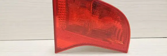 Audi A4 S4 B7 8E 8H Tailgate rear/tail lights 8E9945093 ULO749001 484501688