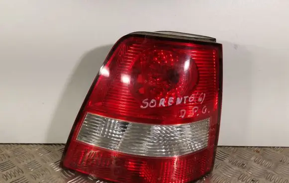 KIA Sorento Rear/tail lights