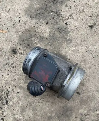 Audi A6 S6 C5 4B Mass air flow meter 059906461D AFH7025C