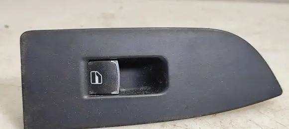 Volkswagen PASSAT CC Electric window control switch 3C8867376A