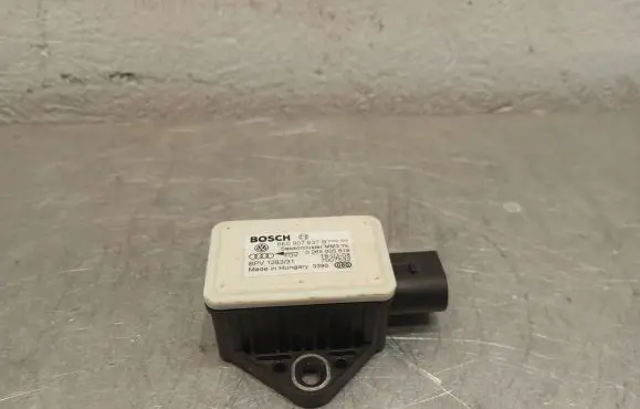 Audi A6 S6 C6 4F ESP acceleration yaw rate sensor 8E0907637B 0265005618