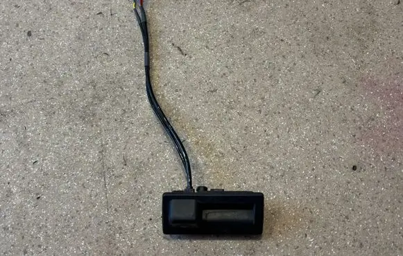 Audi A4 S4 B9 Tailgate handle with camera 3V0827566L