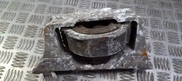 Ford Focus Engine mount bracket 4M516F012D 4M51-6F012D
