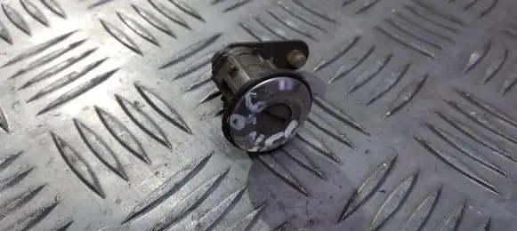 Nissan Serena Front door lock (next to the handle) 