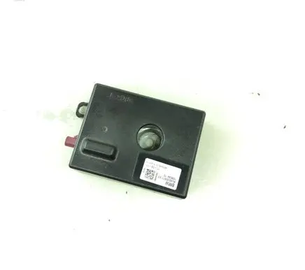 BMW 5 F10 F11 Aerial antenna amplifier 9230911 10859410