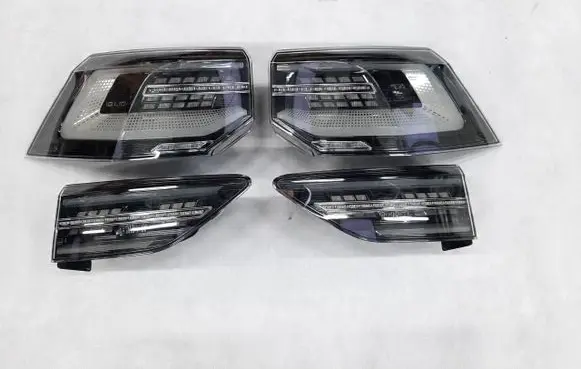 Volkswagen Golf VIII Rear/tail lights set 5H0052201